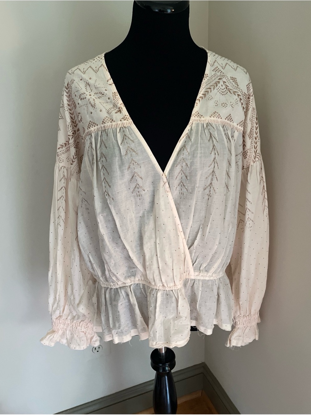 Free People Counting Stars Cotton Metallic Poet Blouse Beige L Snowy Sand NWT